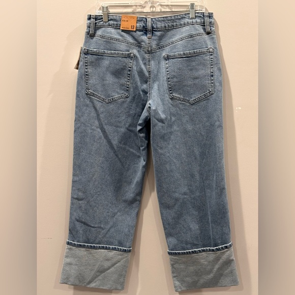 Jeans - Picture 4 of 5